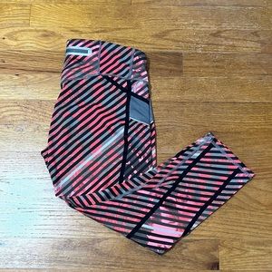 Athleta crop leggings XS